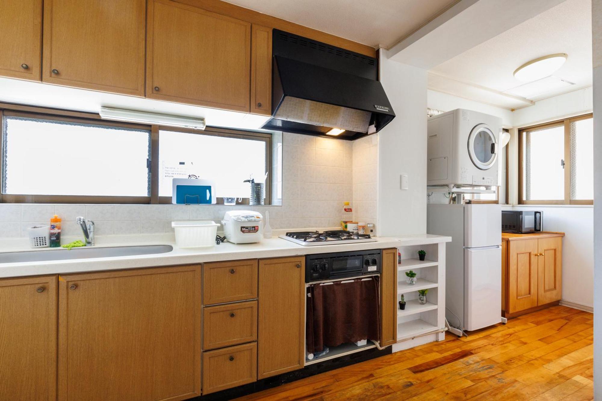Gajumaru 401 Apartment